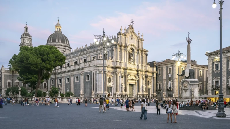 Catane : baroque, marché et Etna