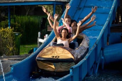 Découvrez les tarifs et les activités proposés par Villages Nature Paris et Aqualagon pour une journée inoubliable en famille ou entre amis. Profitez d'un moment de détente et de divertissement au cœur de la nature.