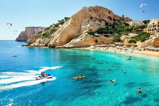 Découvrez Golden Bay à Malte : le spot idéal pour le jet ski et la détente