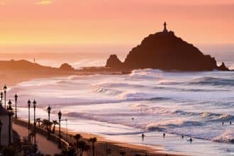Découvrez les webcams à Biarritz : vue imprenable sur le rocher de la Vierge