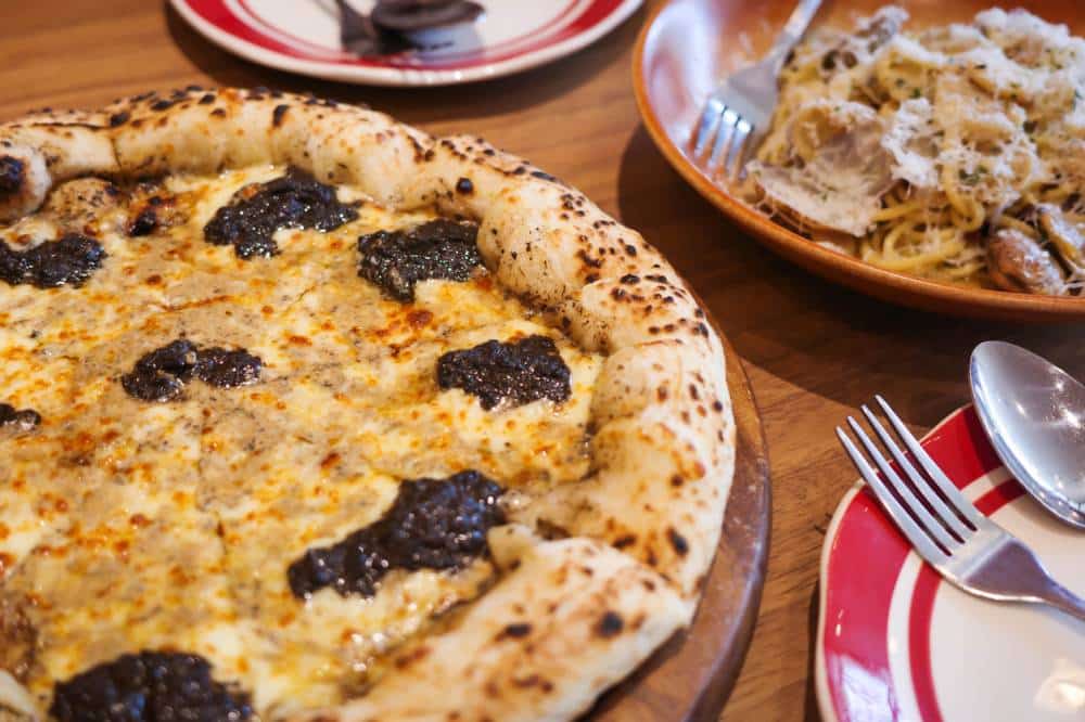 pâtes fraîches et pizza napolitaine cuisine italienne